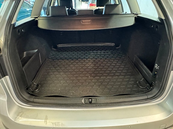Volkswagen Passat Alltrack 25 of 26