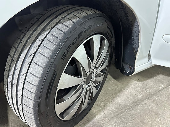 Peugeot 308 25 of 30