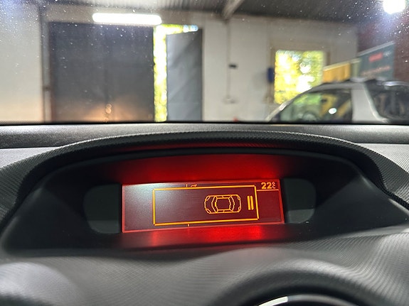 Peugeot 308 21 of 30