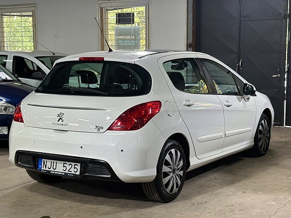 Peugeot 308 5 of 30