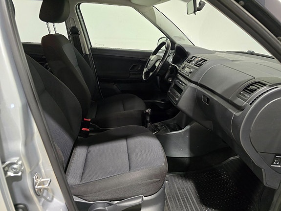 Skoda Fabia 10 of 14