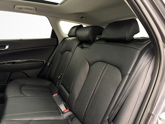 Kia Optima 14 of 30