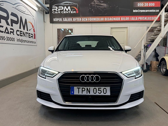 Audi A3 4 of 21