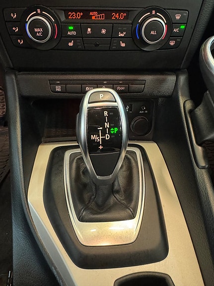 BMW X1 8 of 25