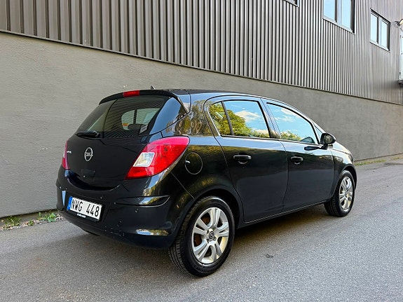 Opel Corsa 4 of 15