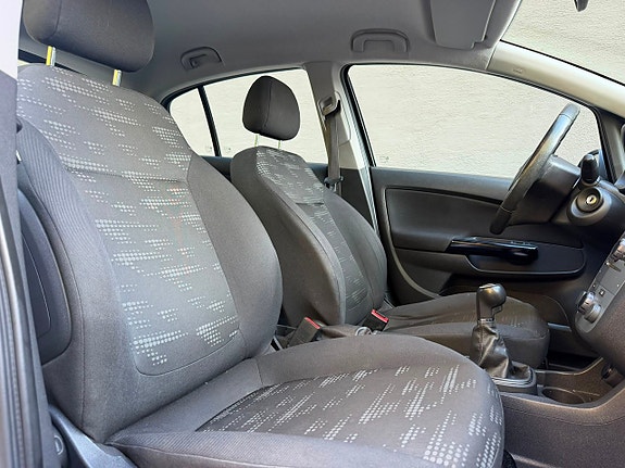 Opel Corsa 9 of 15