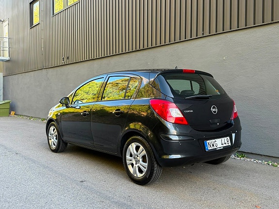 Opel Corsa 3 of 15