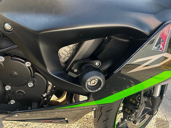 Kawasaki Ninja ZX-6R 4 of 4