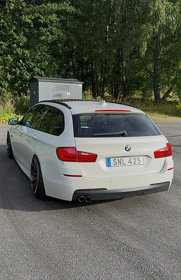 BMW 520d 3 of 7