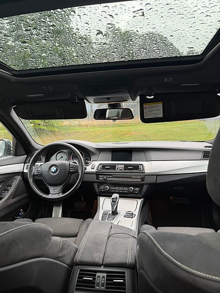BMW 520d 5 of 7