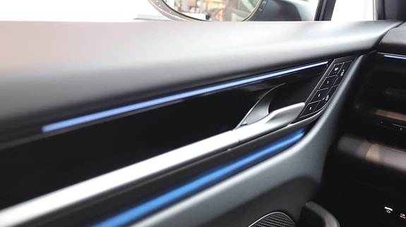Porsche Macan 9 of 10