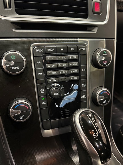 Volvo S60 17 of 21