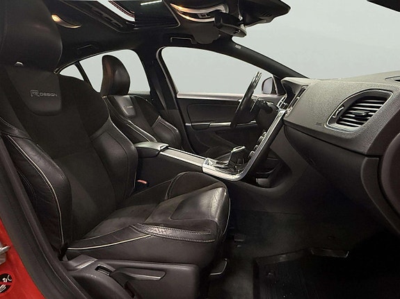 Volvo S60 13 of 21