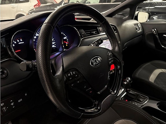 Kia Ceed 5 of 25
