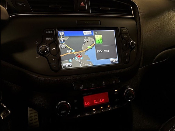Kia Ceed 17 of 25