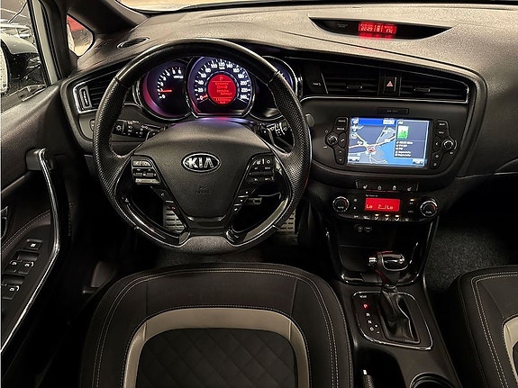 Kia Ceed 13 of 25