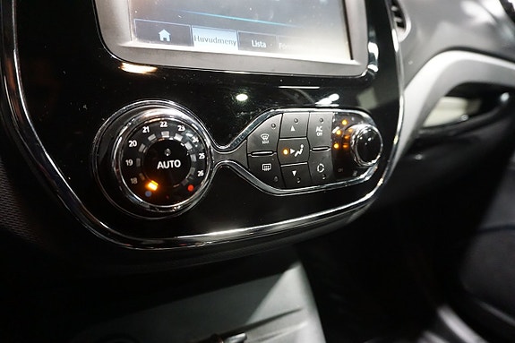 Renault Captur 15 of 22