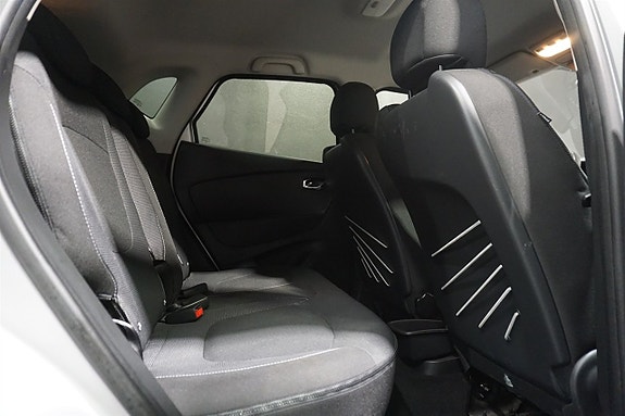 Renault Captur 10 of 22