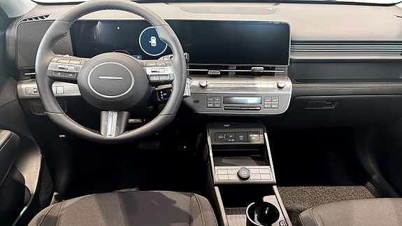 Hyundai Kona 7 of 12