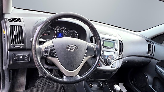 Hyundai i30 11 of 11
