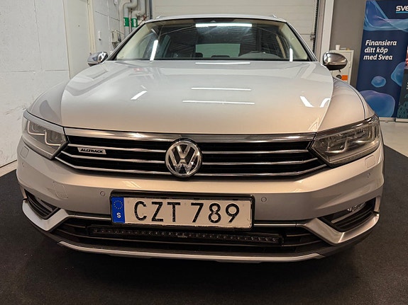 Volkswagen Passat Alltrack 20 of 25