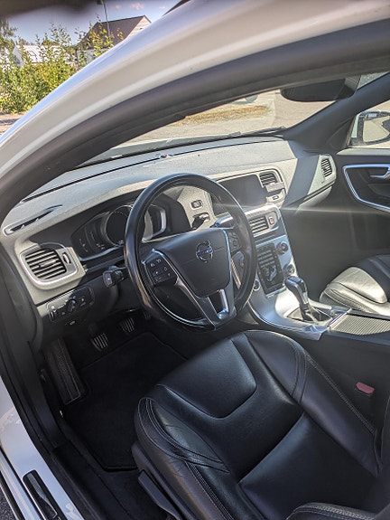 Volvo V60 6 of 6