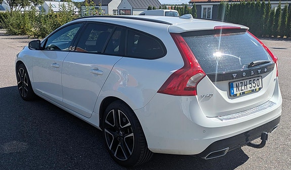 Volvo V60 3 of 6