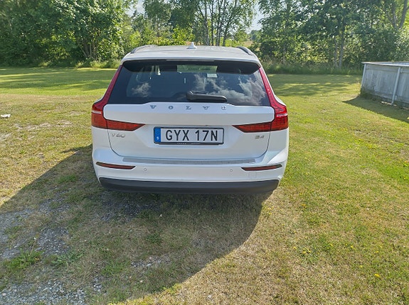 Volvo V60 5 of 11