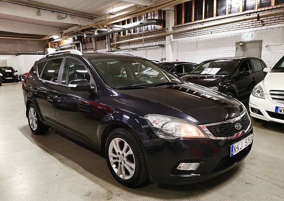 Kia Ceed 2 of 18