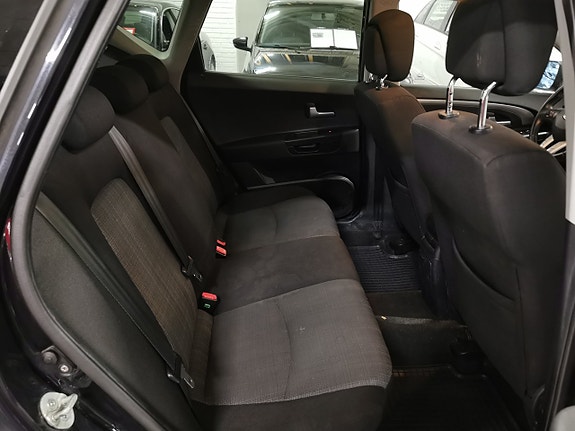 Kia Ceed 12 of 18