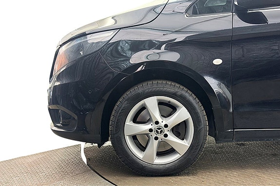Mercedes-Benz Vito 119 11 of 24