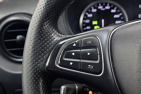 Mercedes-Benz Vito 119 17 of 24