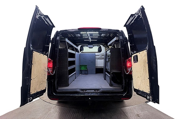 Mercedes-Benz Vito 119 8 of 24