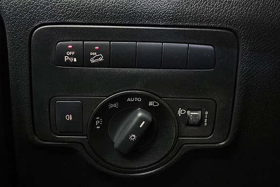 Mercedes-Benz Vito 119 23 of 24