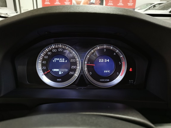 Volvo V60 13 of 21