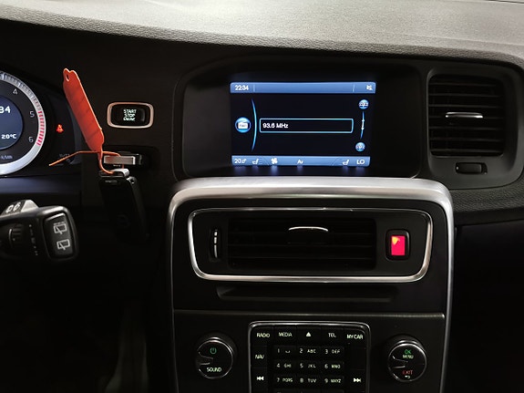 Volvo V60 19 of 21