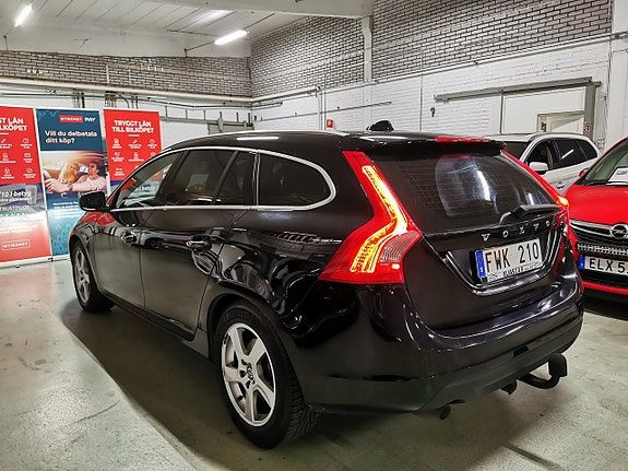 Volvo V60 3 of 21