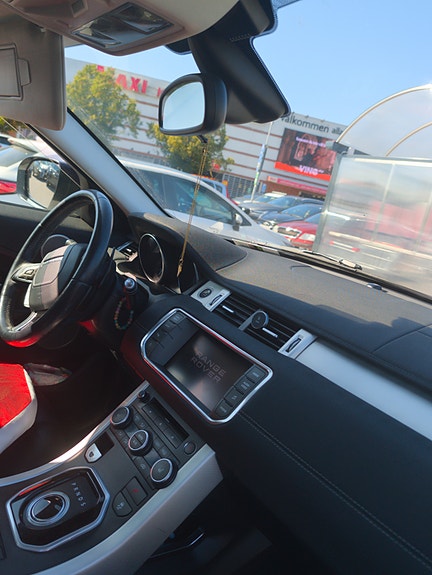 Land Rover Range Rover Evoque 6 of 12