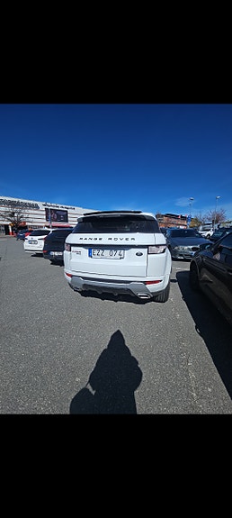 Land Rover Range Rover Evoque 3 of 3