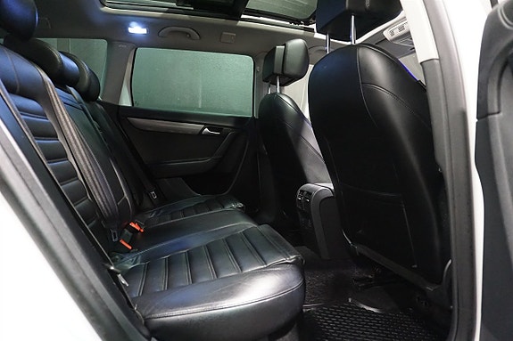 Volkswagen Passat 10 of 20
