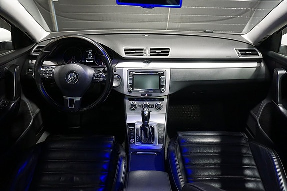 Volkswagen Passat 12 of 20