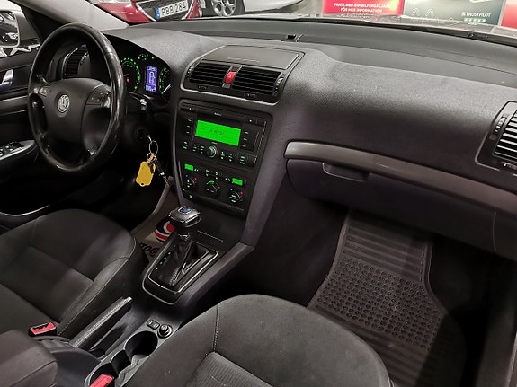 Skoda Octavia 9 of 18