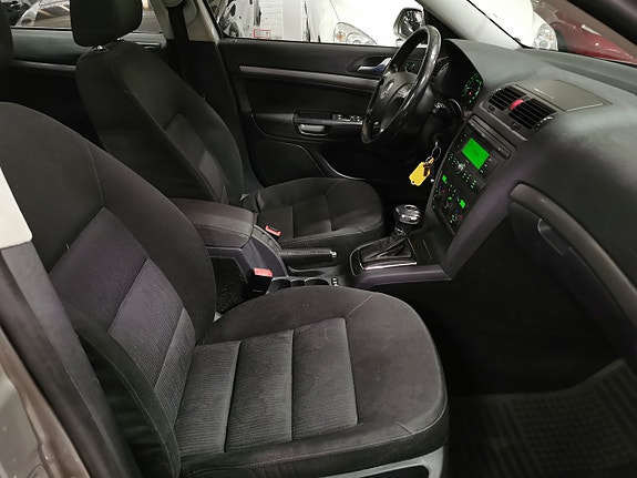 Skoda Octavia 10 of 18