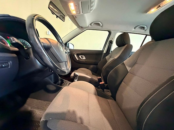 Skoda Fabia 10 of 17