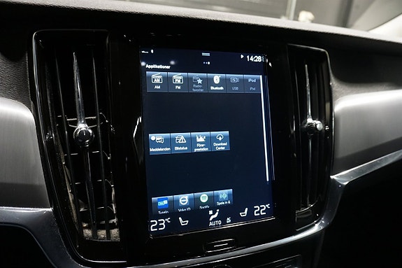 Volvo V90 17 of 23
