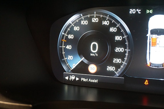 Volvo V90 21 of 23