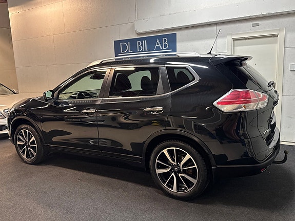 Nissan X-Trail 26 of 30