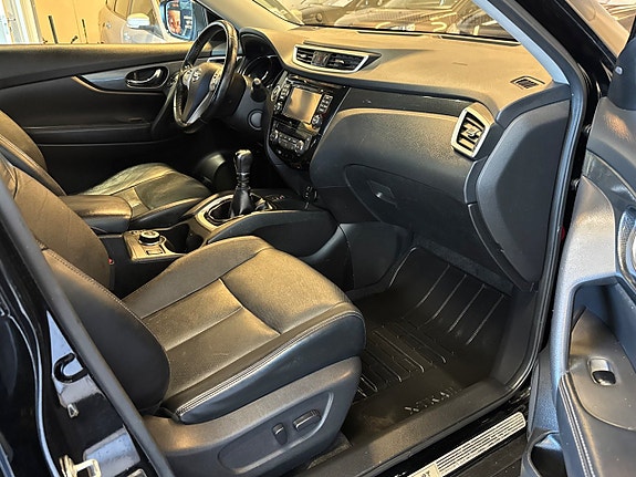 Nissan X-Trail 9 of 30