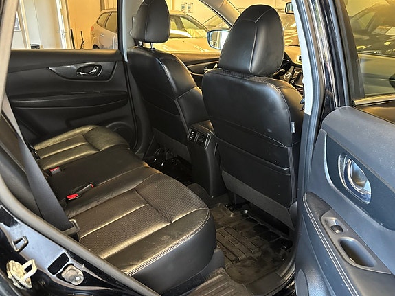 Nissan X-Trail 11 of 30