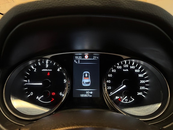 Nissan X-Trail 20 of 30